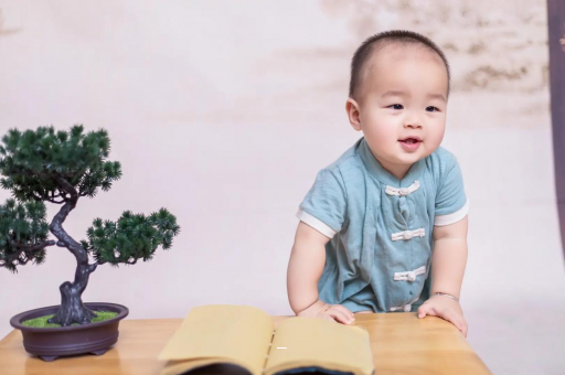 曲靖孕妇显怀是几个月